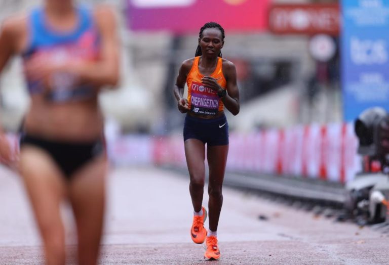 Ruth Chepngetich estabelece novo recorde mundial da meia-maratona em Istambul