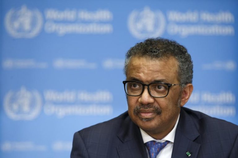 Covid-19: OMS alerta para crescimento “preocupante” de casos no mundo