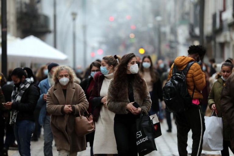 Covid-19: Portugal pode reduzir para 60 casos por 100 mil habitantes dentro de 15 a 30 dias