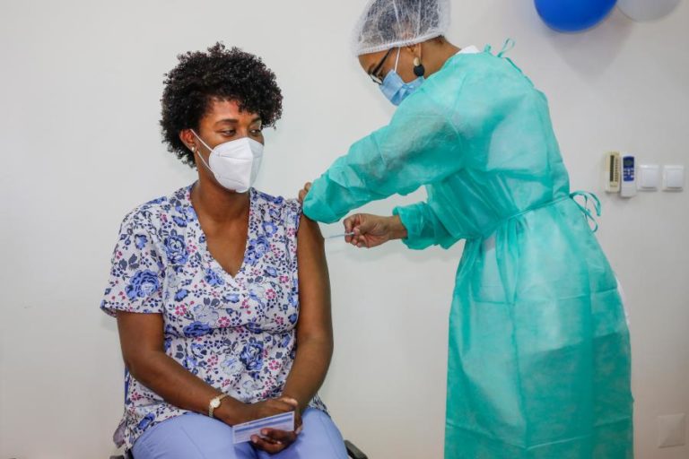 Covid-19: Cerca de 4.000 pessoas vacinadas desde 19 de março em Cabo Verde