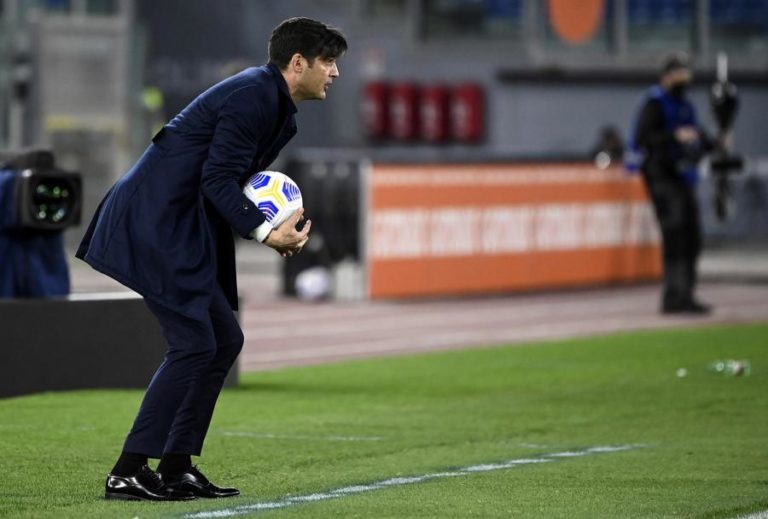 LE: ‘Sobrevivente’ Paulo Fonseca começa a jogar acesso às ‘meias’ em Amesterdão