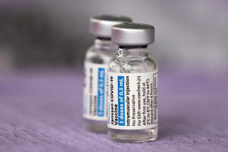 Covid-19: Johnson & Johnson começa hoje a entregar vacinas para a UE