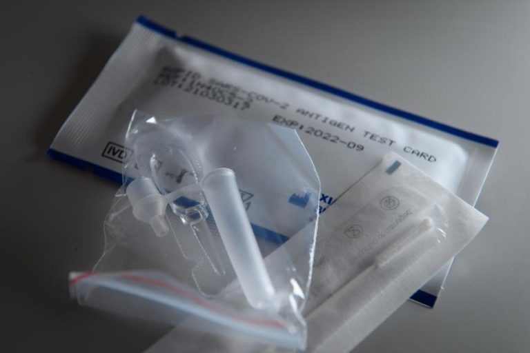 Covid-19: Testes rápidos de antigénio registaram maior número de sempre a 07 de abril