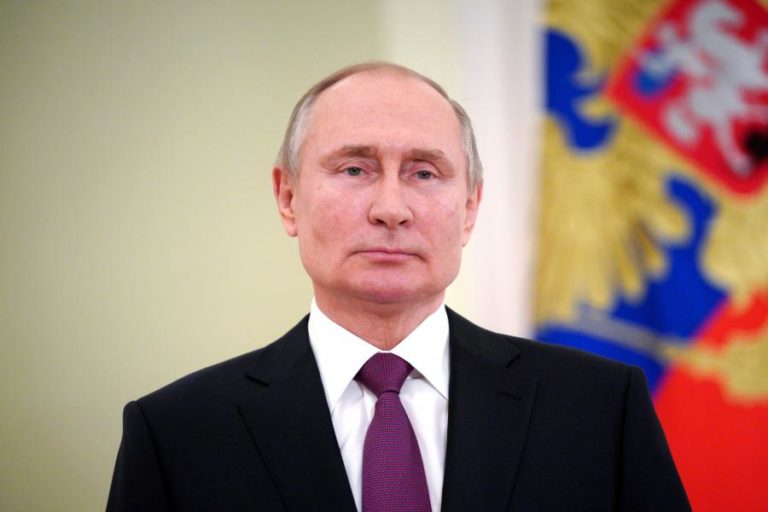 Putin defende que Rússia deve manter-se como grande potência “nuclear e espacial”
