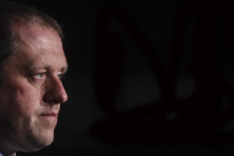 Brexit: Irlanda pede empenho ativo de Londres no acordo de paz