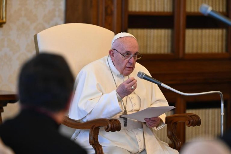 Covid-19: Papa pede unidade e reconciliação no Brasil para superar a pandemia
