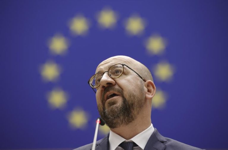 Covid-19: Presidente do Conselho Europeu quer maior cooperação com setor privado para acelerar vacinas