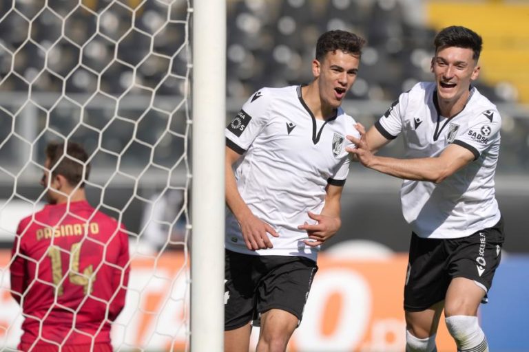 Vitória de Guimarães volta às vitórias frente ao Moreirense e reforça sexto lugar