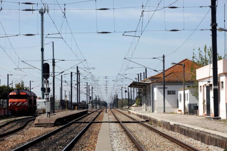 Greve parcial de terça-feira na CP pode perturbar circulação – empresa