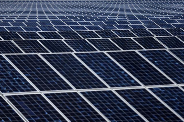 Lightsource bp investe 900 ME nos próximos 6 anos em energia solar em Portugal