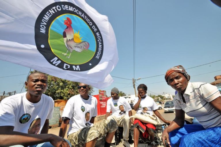 Terceiro partido parlamentar sugere diálogo para travar conflito no centro de Moçambique