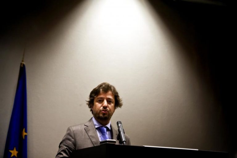Poiares Maduro defende que direita não pode confundir “projeto de poder com projeto de país”
