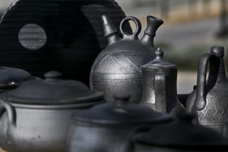 Expo 2020 Dubai recebe louça de Bisalhães, pauliteiros de Miranda e filigrana do Norte de Portugal