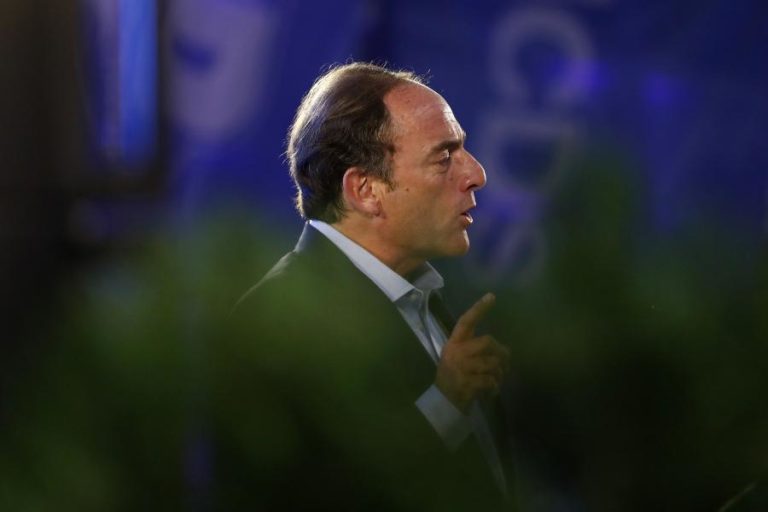 Portas diz que democracia “está transformada numa gritaria”