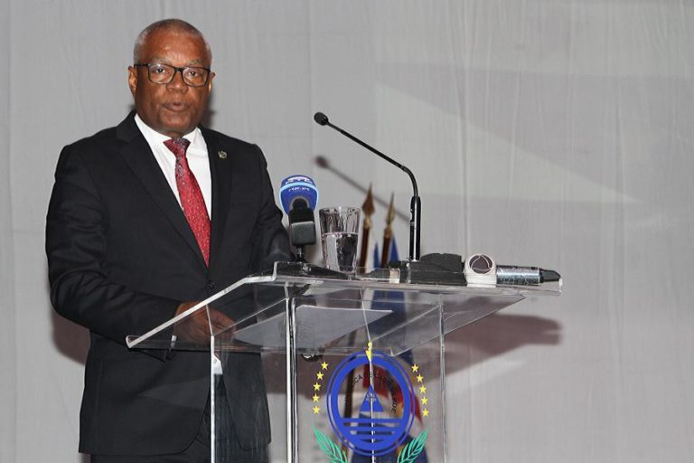 Jorge Santos deixa presidência do parlamento de Cabo Verde e passa a ministro