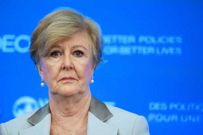 ACNUR critica governos por transferirem à força requerentes de asilo