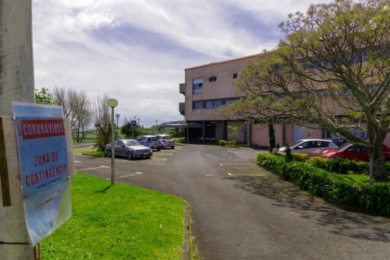 Covid-19: Açores com 12 novos casos e 21 recuperações em São Miguel