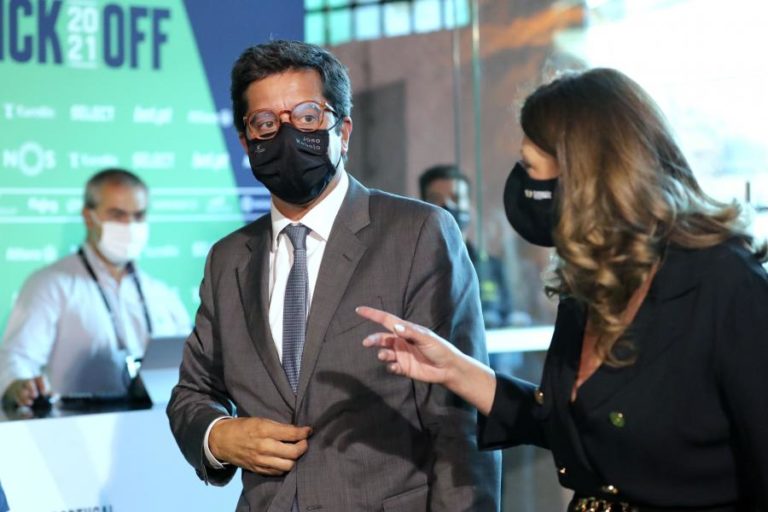 Secretário de Estado manifesta “disponibilidade para ouvir” clubes da I Liga
