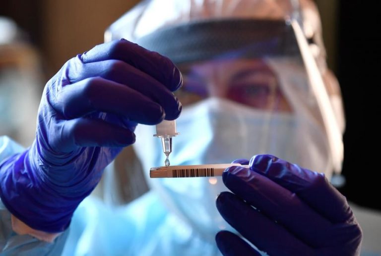 Covid-19: Itália com 8.292 novos casos e menor número de mortos desde outubro