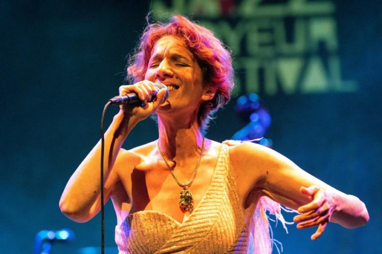 Mosteiro da Batalha recebe JP Simões, Benjamin e Dulce Pontes no festival Artes à Vila