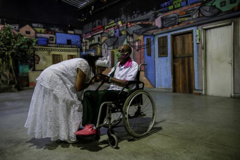 Covid-19: Morre Nelson Sargento, ícone do samba brasileiro