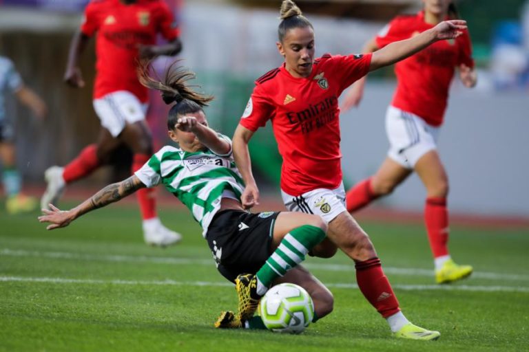 Benfica anuncia renovação até 2024 com a futebolista Lúcia Alves
