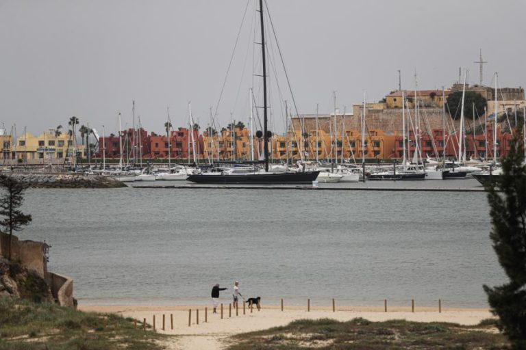 Covid-19: Turismo de Portugal congratula-se com inclusão na “lista verde” do Reino Unido
