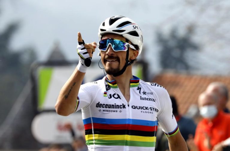 Tóquio2020: Campeão mundial Julian Alaphilippe renuncia aos Jogos Olímpicos