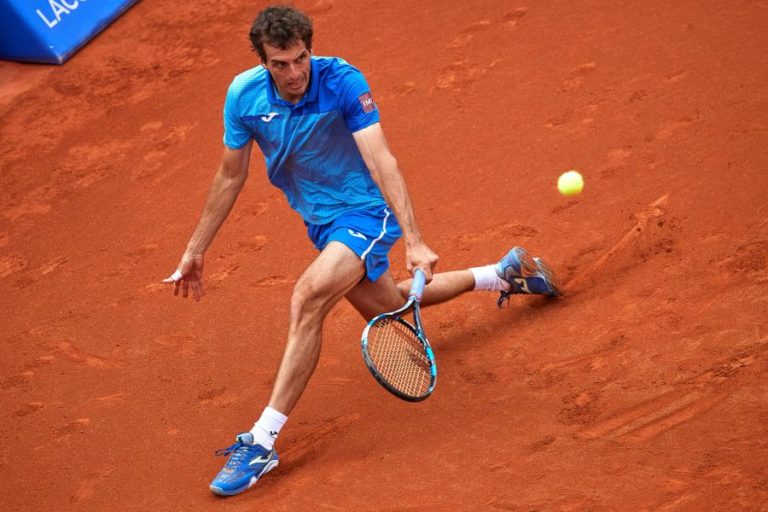 Estoril Open: Ramos-Vinolas bate Fokina e passa à final