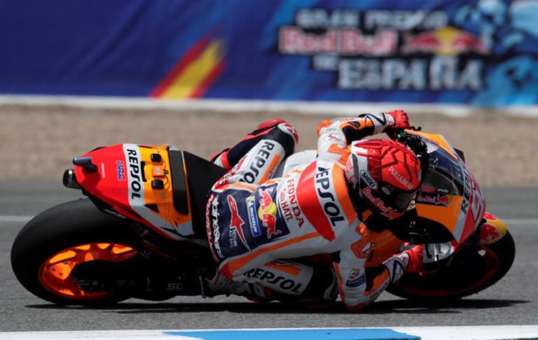 Marc Marquez sofre queda na terceira sessão de treinos livres para GP de Espanha