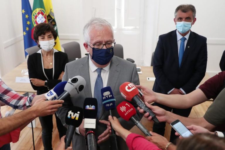 Covid-19: Governo destaca que cerca sanitária em Odemira diminuiu casos para menos de metade