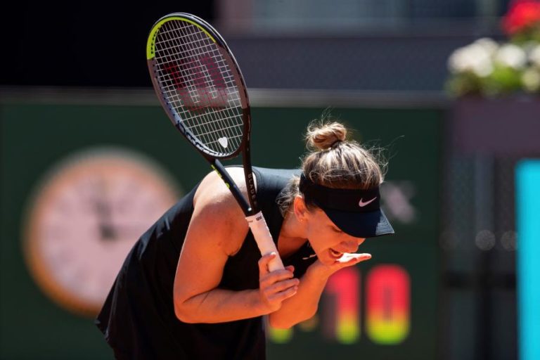 Ex-campeã Simona Halep falha Roland Garros devido a uma lesão muscular