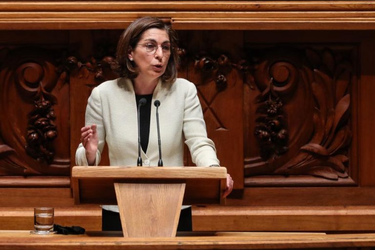 PS repudia notícia da Lusa “inqualificável” para a sua deputada Romualda Fernandes