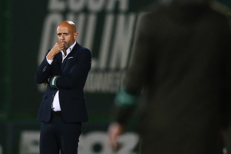 Treinador do Rio Ave diz que jogo com o Santa “pode ser o mais importante da época”