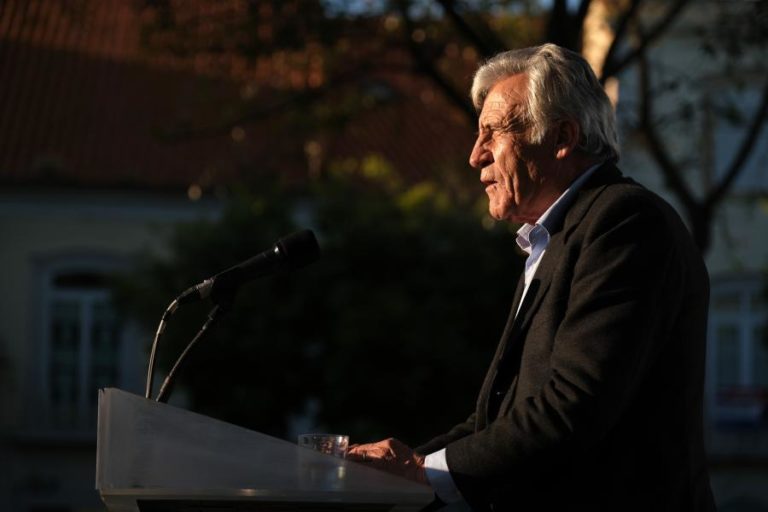 Cimeira Social: Jerónimo de Sousa diz que não se respondeu aos verdadeiros problemas