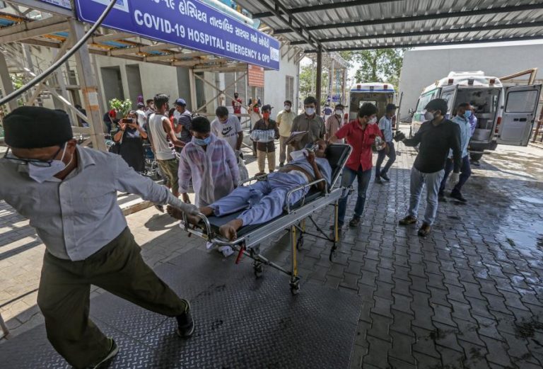 Covid-19: Índia ultrapassa pela primeira vez 4.000 mortos em 24 horas