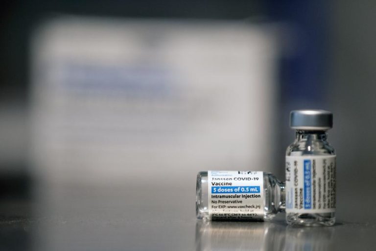 Covid-19: EUA com 826 mortos e 47.163 casos nas últimas 24 horas