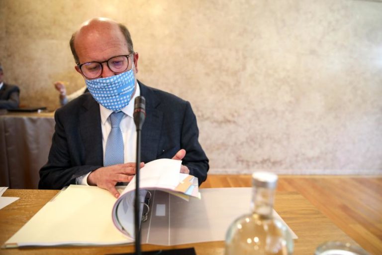 Governo lança “em dias” aviso de 30 ME para eficiência energética em residências — ministro