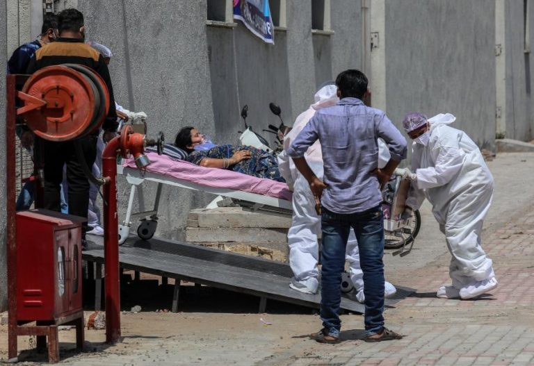 Covid-19: Índia com quatro mil mortos nas últimas 24 horas