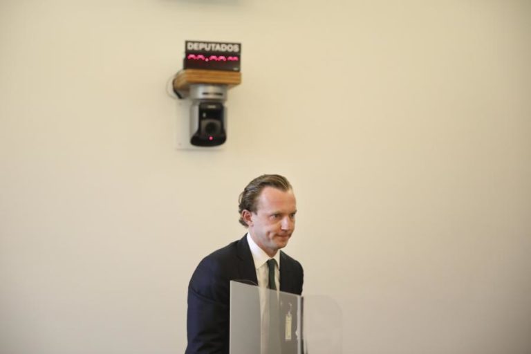 Novo Banco: Presidente de associada da Lone Star em Portugal ajudou a vender banco em 2017