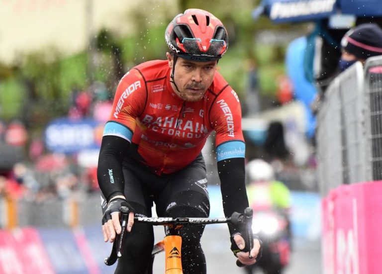 Giro: Mikel Landa tem alta hospitalar e regressa a casa para ser operado