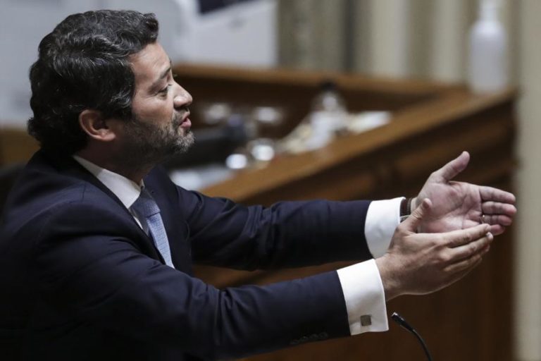 Costa considera ter “excelente MAI” após Ventura perguntar se Cabrita é para manter