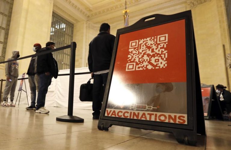 Covid-19: Mais de 50% da população dos EUA já recebeu pelo menos uma dose da vacina