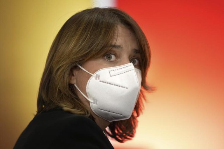 Catarina Martins diz que nova injeção no Novo Banco seria “insulto” ao país