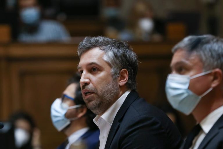 Insolvência da Groundforce “não é sinónimo de falência” – Ministro das Infraestruturas