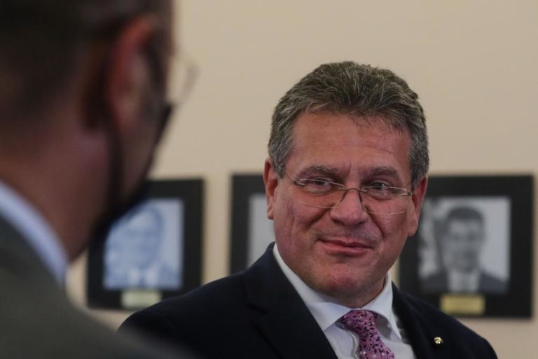 Portugal será “peça-chave” no desenvolvimento de baterias na UE – vice-presidente da CE