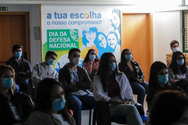 Dia da Defesa perdeu “o tocar e o mexer” mas quer continuar a aproximar jovens e Forças Armadas