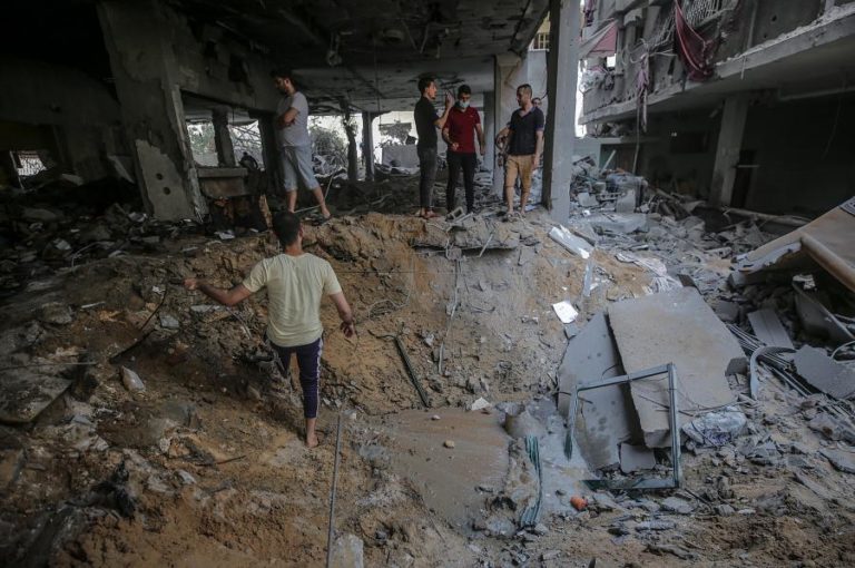 Mais cinco palestinianos mortos em Gaza e total passa para 232