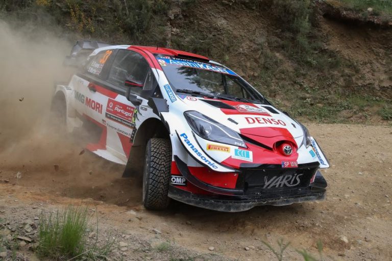 Organização retifica tempo de Elfyn Evans que ascende ao segundo lugar do Rali de Portugal