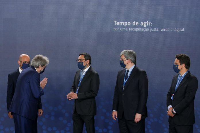31793881.JPG